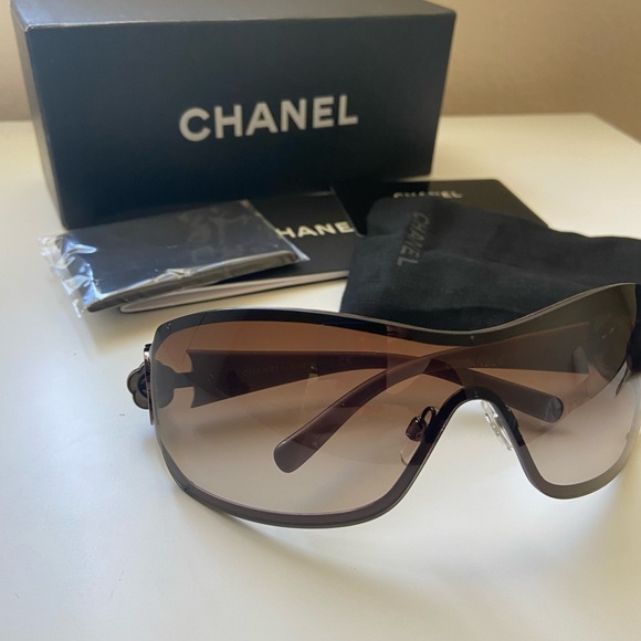 Chanel sunglasses 4164 Camelia flower, authentic - Picture 3 of 14